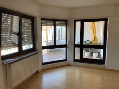 Gehobene 2,5-Zimmer-Wohnung mit Einbauküche in Speyer