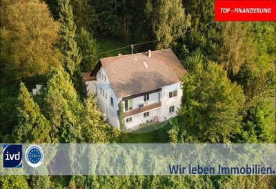 Kopie von FÜR KAPITALANLEGER:
VOLL VERMIETETES DREIFAMILIENHAUS
RENDITE: CA. 6,34%