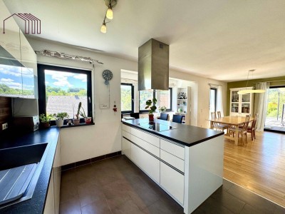 FAMILIENTRAUM: Einfamilienhaus mit Fernblick und viel Stauraum nähe Hausmannstätten