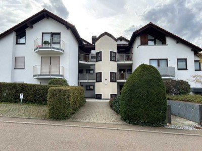 Leerstehende 4-Zimmer Wohnung in begehrter, zentraler Lage