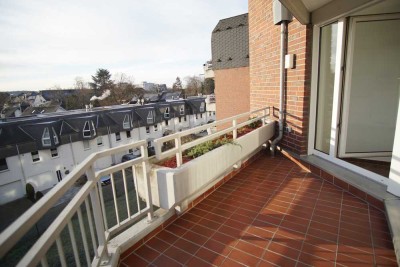 Single-Appartement mit großem Süd-Balkon, Aufzug, Tiefgarage im Ratinger Süden
