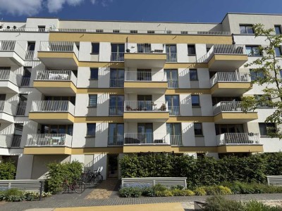 Traumhafte DG-Wohnung mit großer Terrasse, unweit der Spree ***EBK***Parkett***TG-Stellplatz***