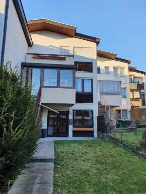 Charmantes Reihenmittelhaus mit Garten und Einliegerwohnung