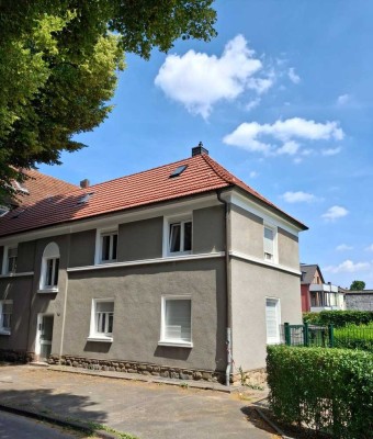 Ruhig und zentral gelegene 1,5-Zimmer Wohnung im 1.OG - vollständig modernisiert mit Hybrid-Heizung!