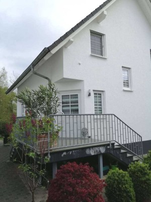 ***Traumhaftes Einfamilienhaus mit MEGA Garten und Einliegerwohnung***