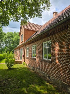 Einzigartiges Landhaus aus 1895 – Charmantes Zuhause in naturnaher Lage – Käufercourtagefrei!
