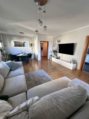 Helle 4,5-Zimmer Maisonette-Wohnung mit Großem Balkon in Pfaffenhofen an der Roth