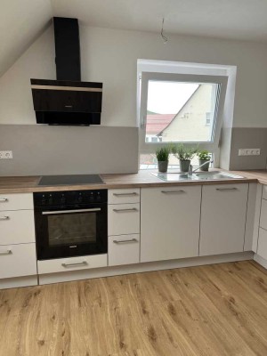 Neuwertige 3,5-Raum-Wohnung mit Einbauküche in Zwiefalten