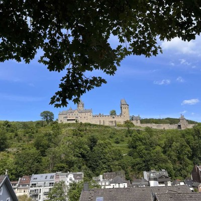 Gelebte Geschichte- herrschaftliche Villa mit malerische Aussicht auf die Burg Altena!