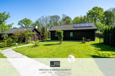 ++Stahl-Immobilien++ Verlockendes Ferienhaus aus Blockbohlen mit modernen Annehmlichkeiten