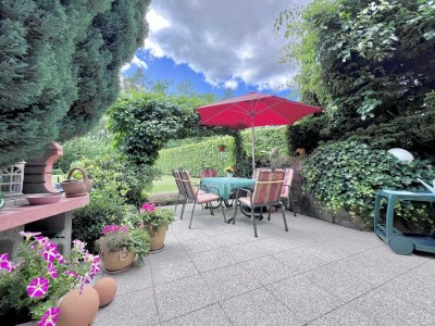uneinsehbare Wohnfühloase mit beeindruckendem Garten