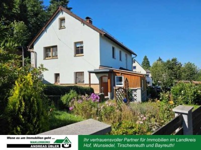 Solides Einfamilienhaus mit Balkon & Loggia