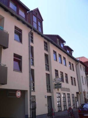 **traumhaft helle und geräumige Citywohnung**