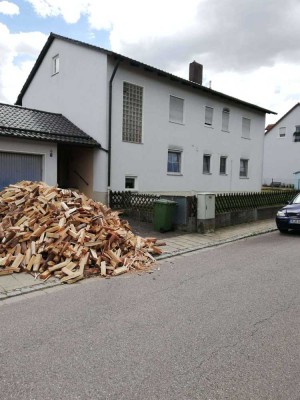 �  Vermietetes Zweifamilienhaus in ruhiger Wohnlage �