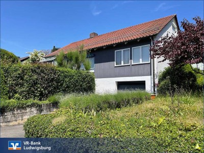Charmantes, freistehendes 1-Familienhaus aus den 60-er Jahren, in schöner, ruhiger Wohnlage