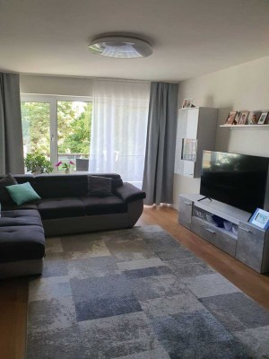 Exklusive, gepflegte 2-Zimmer-Wohnung mit EBK in Buxtehude