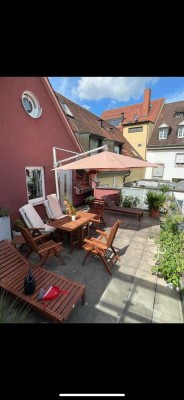 **3-Zimmerwohnung mit Balkon und EBK im Herzen von Freiburg**