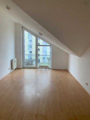 Helles, gepflegtes Apartment mit Tiefgaragenstellplatz