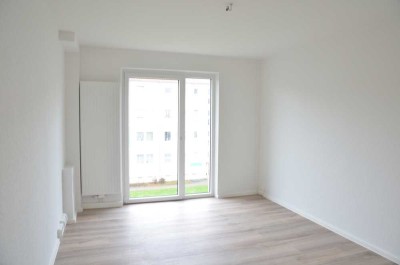 Wir sanieren für Sie! Große 2-Raumwohnung im modernen Stil