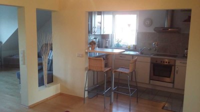 5-Zimmer-Dachgeschosswohnung mit Loggia in Leverkusen Lützenkirchen