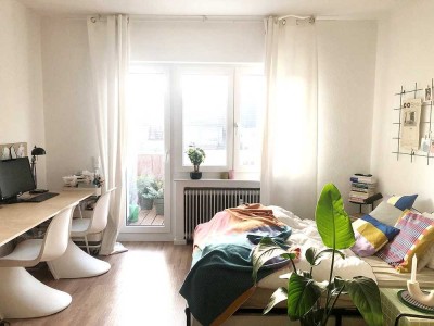 Neustadt-Nord, helles Appartement in urbaner Lage mit Balkon!