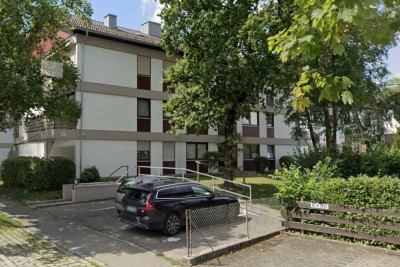 Hervorragende  1-Zimmer Terrassenwohnung mit Tiefgaragenstellplatz - Sauna und Pool im Keller