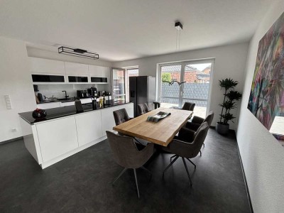 modern & barrierefrei!
4-Zimmer-Wohnung mit Tiefgarage
im beliebten Stadteil Rheine-Wietesch!