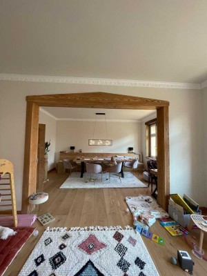 Exklusive Villa mit Pferdekoppel, Naturanschluss und autarker Ausstattung