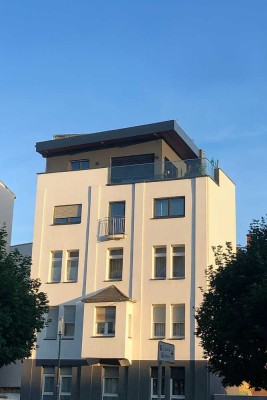 Luxus-Penthouse mit Dachterrasse und Kamin – Möbliertes Wohnerlebnis auf höchstem Niveau!