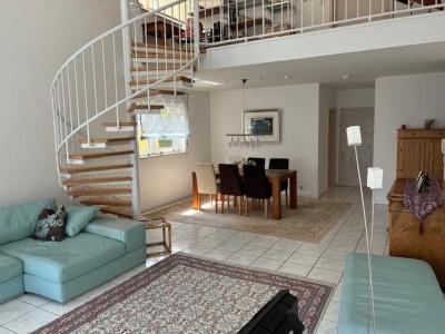 KO-Kartause, Maisonette Wohnung, 3 ZKB, Gäste WC, Einbauküche, Keller, Garagenstellplatz