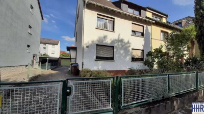 Dreifamilienhaus auf Erbpachtgrundstück - zwei Wohnungen vermietet