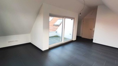 Stilvolle 2-Zimmer-Dachgeschosswohnung mit gehobener Innenausstattung mit Loggia und EBK in Münster