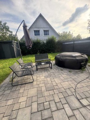 Schöne 2-Zimmer Wohnung in Berlin Bohnsdorf (Treptow) Mit Gartenfesten und Whirlpool