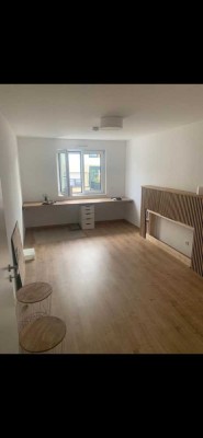 970.0 € - 66.0 m² - 2.0 Zi.