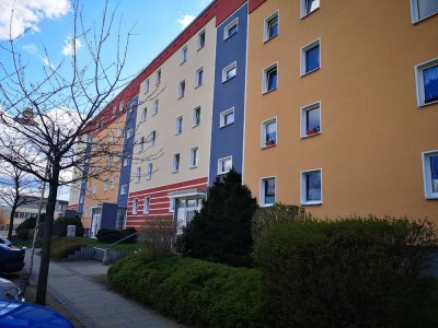 ++ Großzügig geschnitten ++