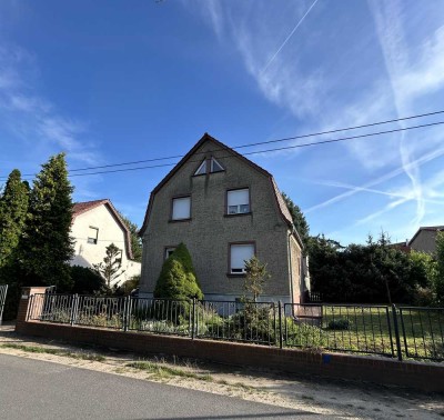 Zweifamilienhaus in Ladeburg / Bernau älteres Haus mit viel Potenzial