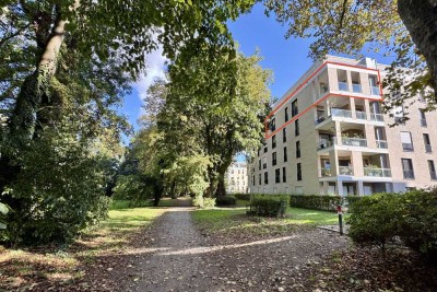 Exklusive 3-Zimmer-Wohnung mit 2 Bädern direkt an Parkanlage