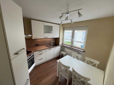 Attraktive, neuwertige 2,5-Zimmer-Wohnung im 2. OG – Teilmöbliert und sofort bezugsfertig!