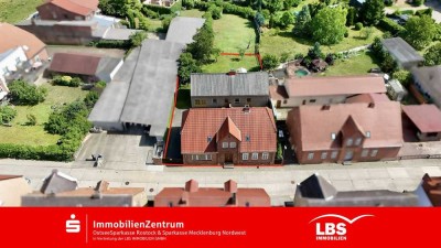 Großes Haus für Hand und Herz