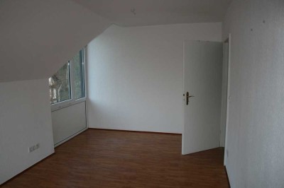 Individuell geschnittene 4-Zimmer-Wohnung in Berlin Kladow (Spandau)