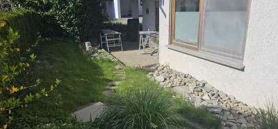 Ansprechende 2-Zimmer-Erdgeschosswohnung mit Terrasse in Berg-Weiler