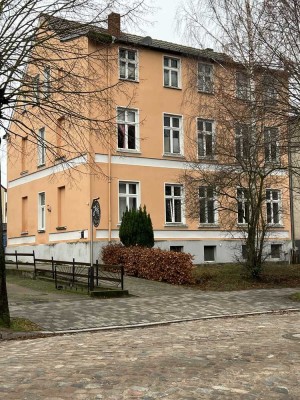 Stadthaus mit 3 Wohnungen, vermietet, gute Rendite