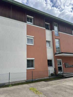 Charmante 3-Zimmer-Wohnung mit 2 Balkonen und Garage ️