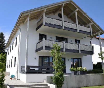 Haus - Arztpraxis- Ferienwohnung - WG - Golfsimulator - Toplage -