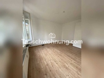 Tauschwohnung: Sehr schöne Wohnung mit Badewanne und Balkon