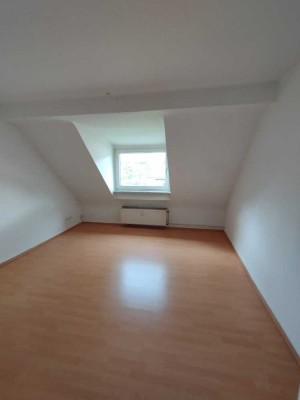 Charmante Dachgeschoss 2 Zimmer Wohnung in Duisburg Meiderich
