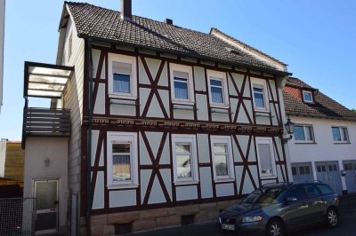 Wanfried: Geräumiges Fachwerkhaus mit Garten und Ausbaumöglichkeiten!