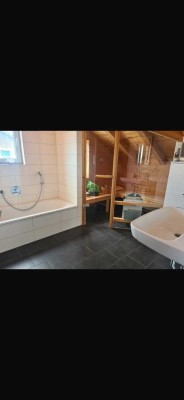 Luxuriöse 2-Zimmer-Dachgeschosswohnung, 109 m2 mit eigener Sauna