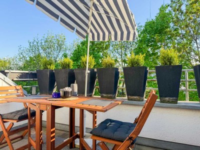 *** Gelegenheit *** charmante 2,5-Zimmer-Wohnung mit Außenstellplatz in Berg-am-Laim ***