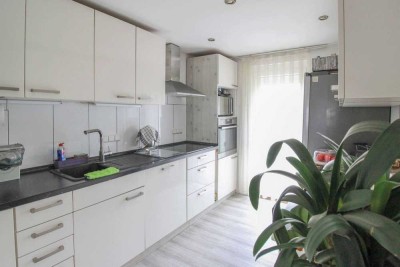 Zögern Sie nicht: Gepflegte Doppelhaushälfte in Albstadt-Tailfingen mit sicheren Mieteinnahmen